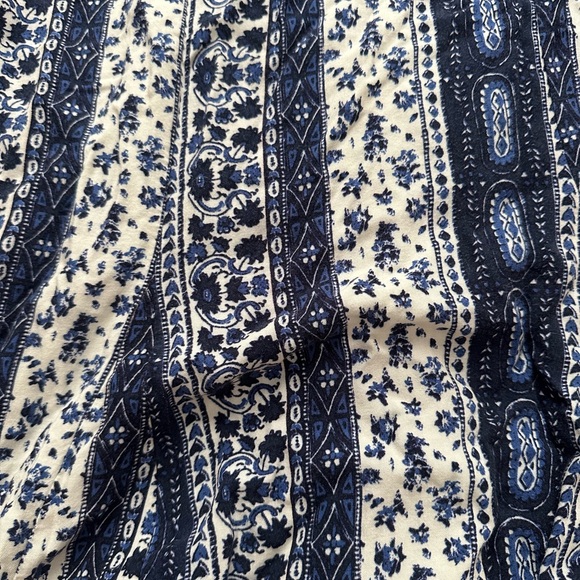 Adorable Hollister sundress - Picture 7 of 7